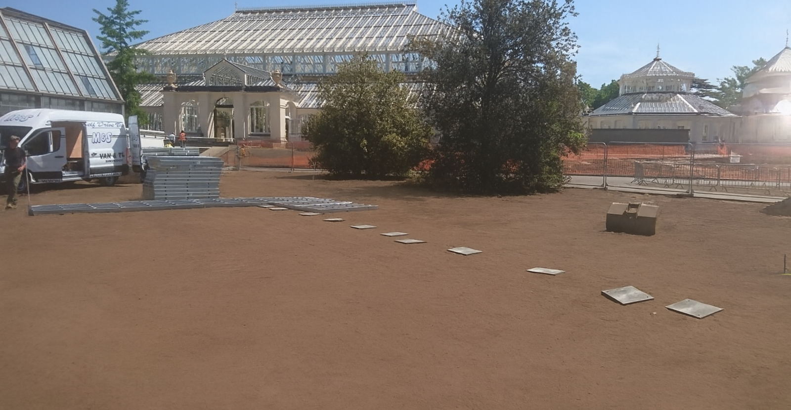 Kew Gardens - frames arrived and starting to install 